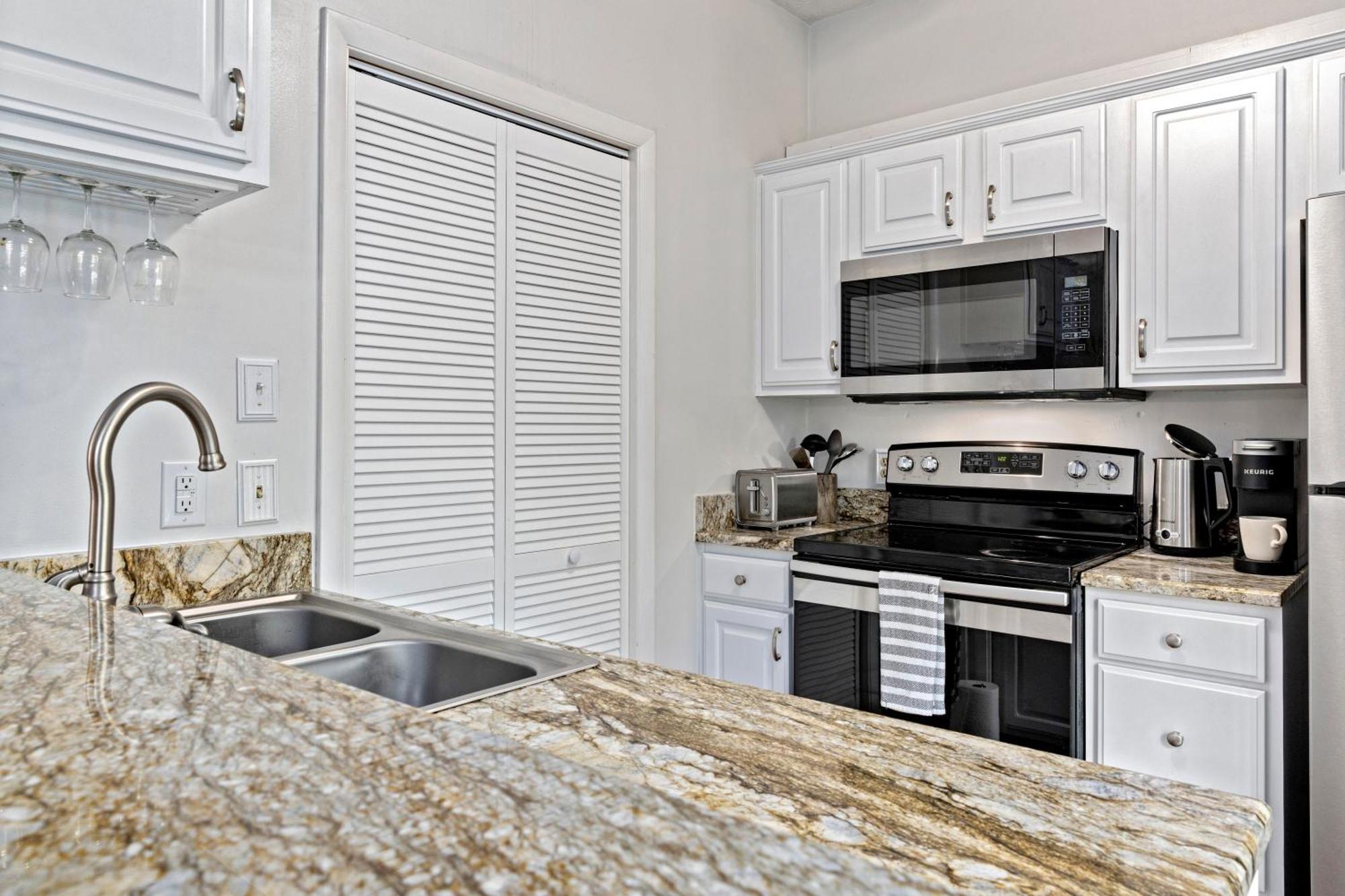 Cozy Condo In Wintergreen Resort That Sleeps 4! Lyndhurst Экстерьер фото